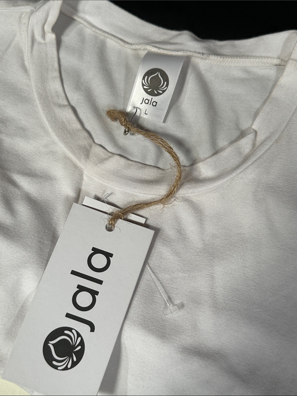 Jala Tank Top - Picture 2 of 9